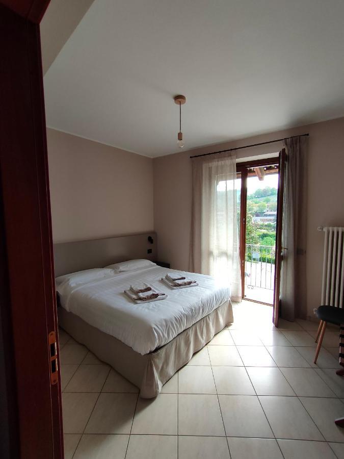 Cascina Bellonuovo Alba  Bagian luar foto