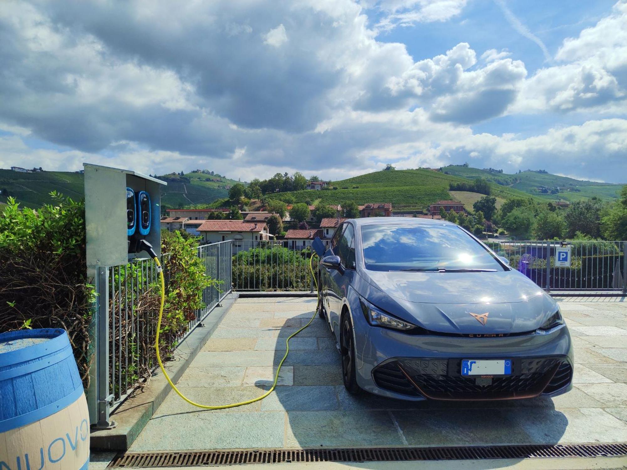 Cascina Bellonuovo Alba  Bagian luar foto